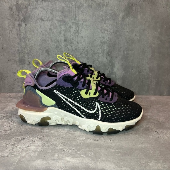 Nike React Vision Running Shoes CI7523-002 Womens sz 7 - black/purple - Picture 1 of 6